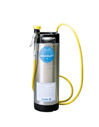 S19-670  PORTABLE 5 GALLON STAINLESS STEEL PRESSURE TANK W/ 8' DRENCH HOSE